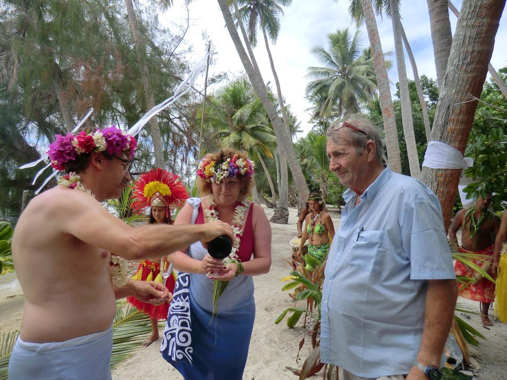 Pension Hibiscus Tahaa Uturoa Esterno foto