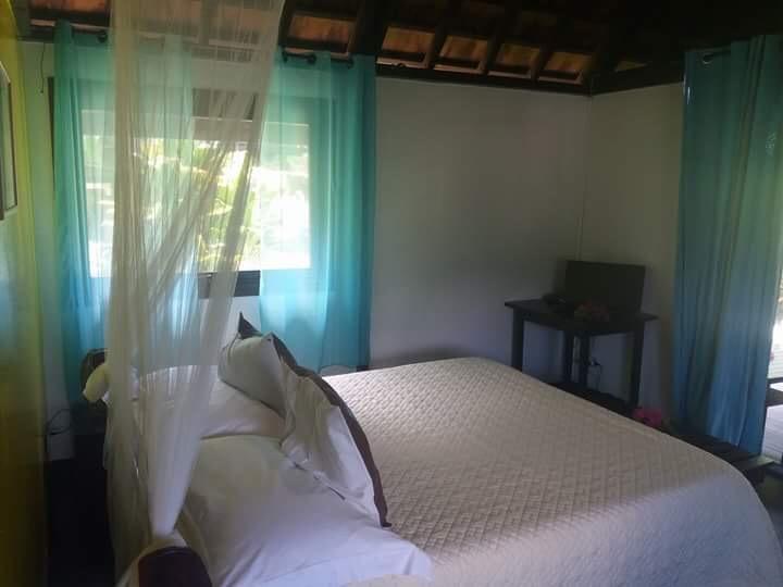 Pension Hibiscus Tahaa Uturoa Esterno foto
